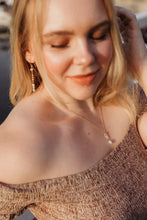 Load image into Gallery viewer, FLEUR Necklace