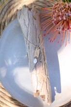Load image into Gallery viewer, FLEUR Necklace
