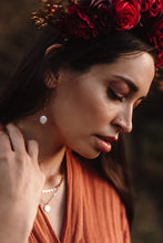 Load image into Gallery viewer, DOTTIE Necklace