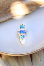 Load image into Gallery viewer, Apaptite + Australian Boulder Opal Ring - Size 8.25