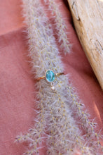 Load image into Gallery viewer, ULA Apatite Ring - Size 8.75