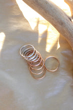 Load image into Gallery viewer, Stardust Rings