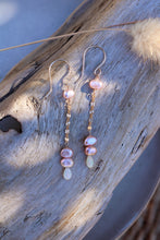 Load image into Gallery viewer, ESTELLA Earrings