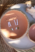 Load image into Gallery viewer, ISLA Earrings - Biwa Pearl