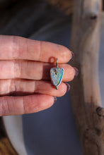 Load image into Gallery viewer, Australian Opal Pendant