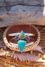 Load image into Gallery viewer, •TRINITY Cuff