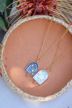 Load image into Gallery viewer, INTO THE WINDOW Necklace - Large