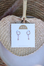 Load image into Gallery viewer, •MEDUSA Earrings