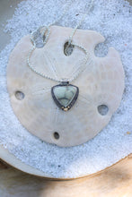 Load image into Gallery viewer, OASIS Necklace - 18 Inches
