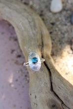 Load image into Gallery viewer, Kyanite Relic Ring - Size 8.25

