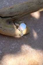 Load image into Gallery viewer, EYE OF ELENA Ring - Size 8.25
