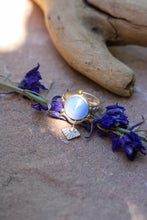 Load image into Gallery viewer, EYE OF ELENA Ring - Size 7

