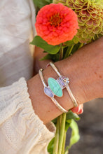 Load image into Gallery viewer, Flower Cuff
