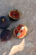 Load image into Gallery viewer, Sunstone Ring - Size (small) 6.25
