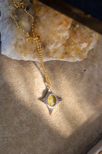 Load image into Gallery viewer, Starburst Cat-Eye Apatite Necklace - Large
