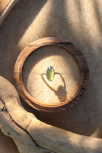 Load image into Gallery viewer, Cat-eye Apatite Ring -Size 7
