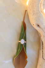 Load image into Gallery viewer, Chalcedony Ring - Size 5

