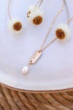 Load image into Gallery viewer, FLEUR Necklace
