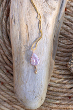 Load image into Gallery viewer, Peach Freshwater Pearl Necklace
