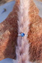 Load image into Gallery viewer, Kyanite Ring - Size 7
