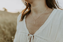 Load image into Gallery viewer, LILLY Necklace
